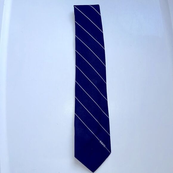 Vintage 70s Savin dark navy blue polyester tie with white diagonal pinstripes - Picture 2 of 4